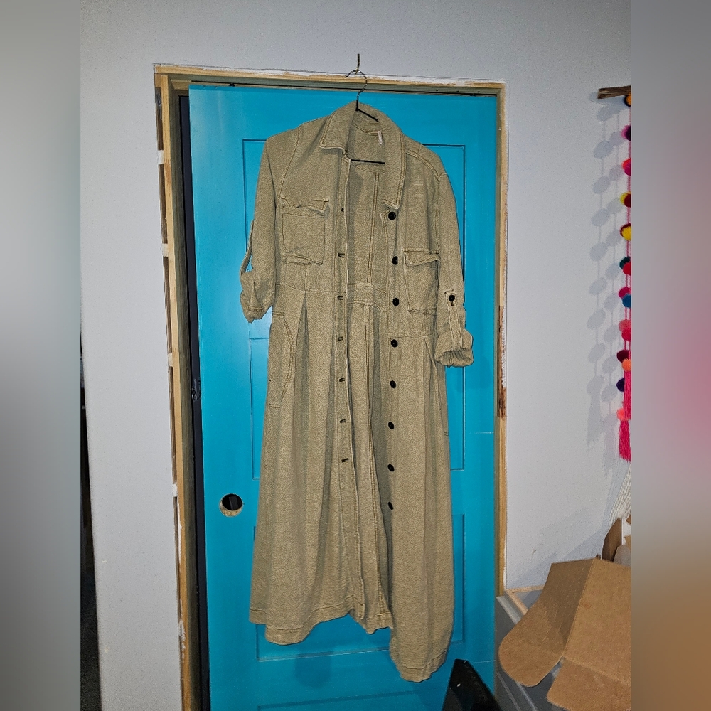 Free People Jacket/dress.  Olive Green.  XS